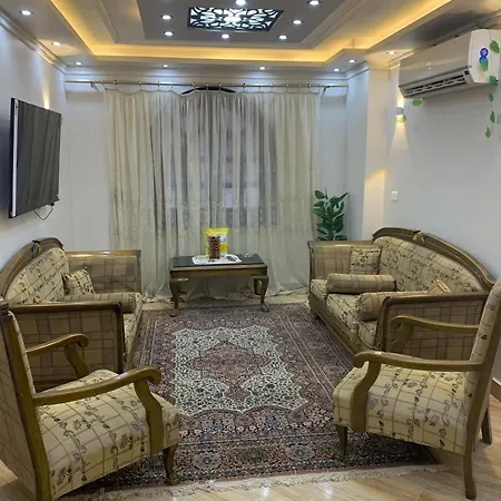 Nice Stay In Modern 2 Bedroom Flat With 3Acs, 2Flat Screen Tvs, Free Wi-Fi Large Balcony In The Heart Of Alexandria Exterior photo